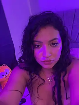 Amoree69 online show from June 2026 12:32:02 AM