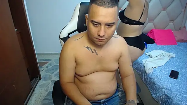 Snapshot of BIG_ASS_BIG_DICK chatting on June 2026 01:10:02 PM BIG ASS BIG DICK online show from June 2026 01:10:02 PM