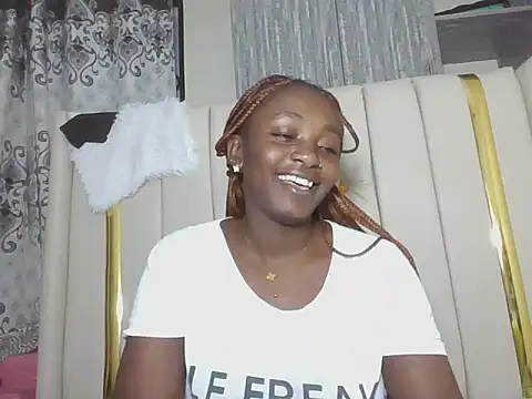 Snapshot of Creamysexymesy chatting on June 2026 02:43:02 AM Creamysexymesy online show from June 2026 02:43:02 AM