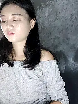 Snapshot of Rayya_4yy chatting on July 2026 07:43:01 AM Rayya 4yy online show from July 2026 07:43:01 AM
