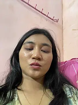 Snapshot of Rayya_4yy chatting on July 2026 02:38:02 PM Rayya 4yy online show from July 2026 02:38:02 PM