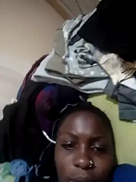 Snapshot of lenzy_babie chatting on June 2026 04:06:01 PM lenzy babie online show from June 2026 04:06:01 PM