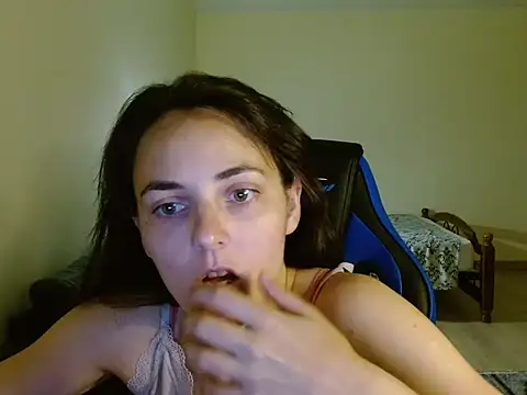 Snapshot of OliviaTheS chatting on June 2026 08:02:01 PM OliviaTheS online show from June 2026 08:02:01 PM