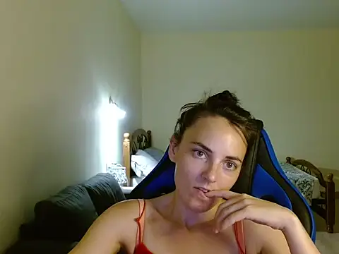 Snapshot of OliviaTheS chatting on June 2026 08:03:01 PM OliviaTheS online show from June 2026 08:03:01 PM