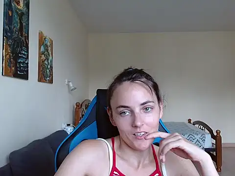 Snapshot of OliviaTheS chatting on July 2026 09:24:02 AM OliviaTheS online show from July 2026 09:24:02 AM