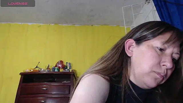 Evatoms37 online show from June 2026 04:37:01 AM