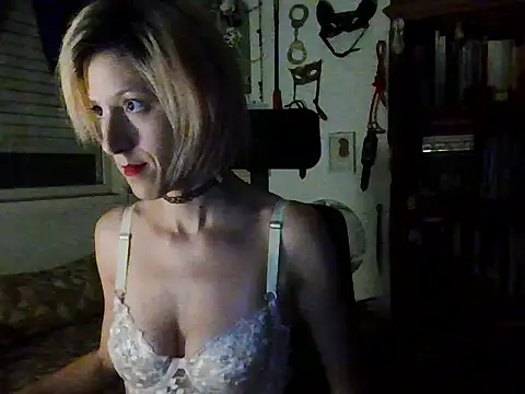 mina here online show from June 2026 02:03:02 AM