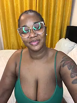 Snapshot of Honeylust26 chatting on July 2026 04:38:01 AM Honeylust26 online show from July 2026 04:38:01 AM