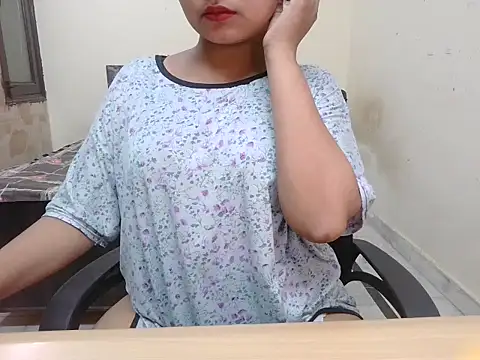 Bold-Divya1 online show from July 2026 07:51:01 PM