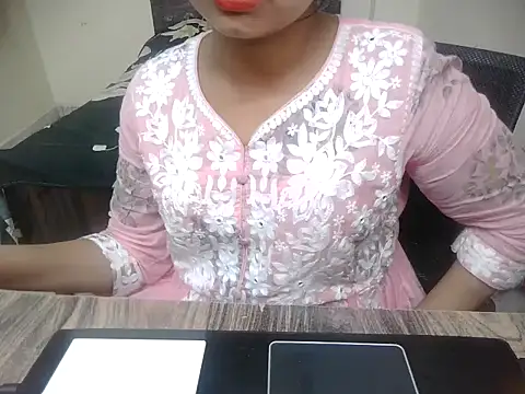 Bold-Divya1 online show from July 2026 12:59:01 PM