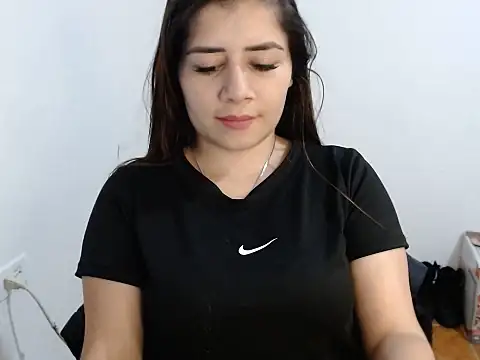 Luna zoe online show from June 2026 11:59:01 PM