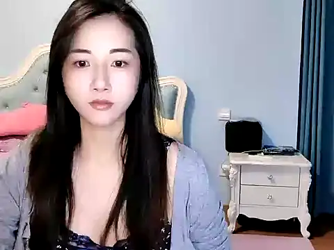Qianqian-666 online show from July 2026 11:17:02 AM