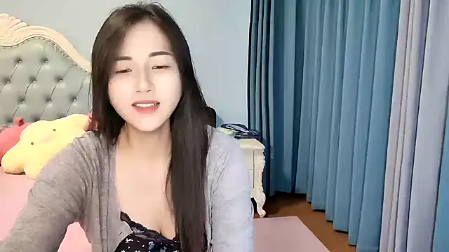 Qianqian-666 online show from July 2026 03:21:02 PM