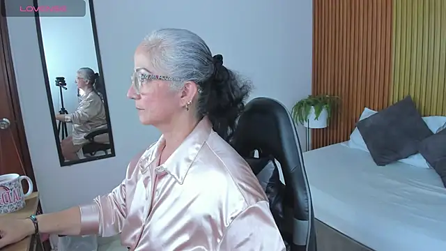 Snapshot of catalina_villan chatting on June 2026 06:45:01 PM catalina villan online show from June 2026 06:45:01 PM