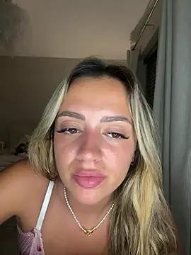 Harrietbronzex online show from June 2026 10:22:01 PM
