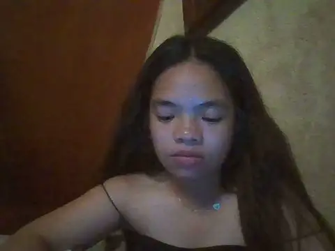 pretty gia online show from July 2026 12:04:02 AM