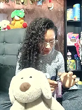 Snapshot of Estrella2001 chatting on July 2026 07:35:02 PM Estrella2001 online show from July 2026 07:35:02 PM