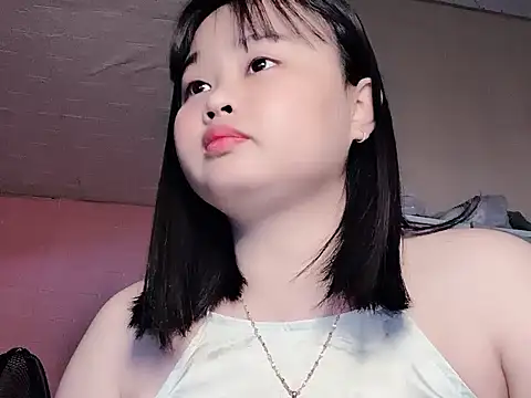 Snapshot of Elysia679 chatting on June 2026 04:26:01 AM Elysia679 online show from June 2026 04:26:01 AM