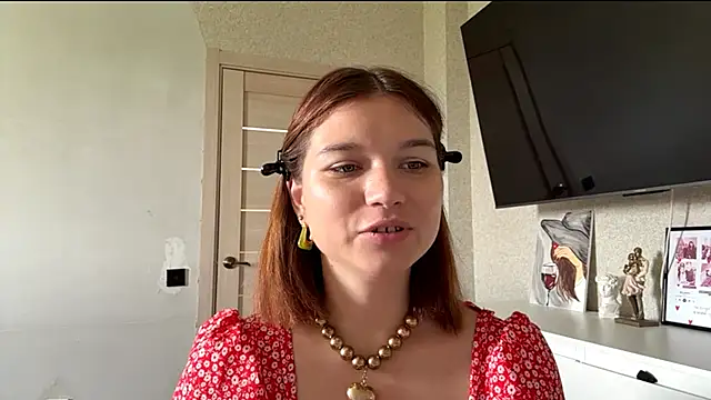 Snapshot of Karolinefrog chatting on June 2026 12:02:02 AM Karolinefrog online show from June 2026 12:02:02 AM