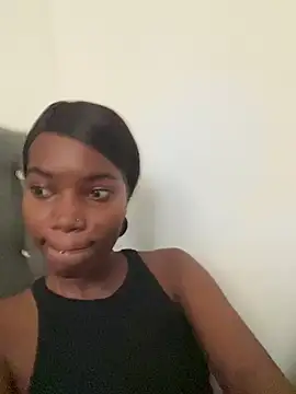 ShakiraThompss18 online show from July 2026 08:52:02 PM