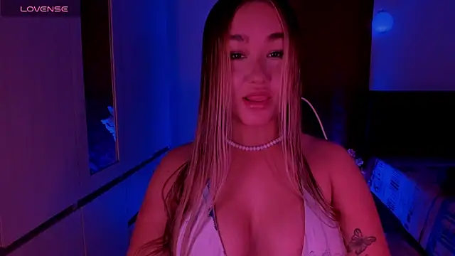 Samantha ConnorX online show from June 2026 06:45:02 PM
