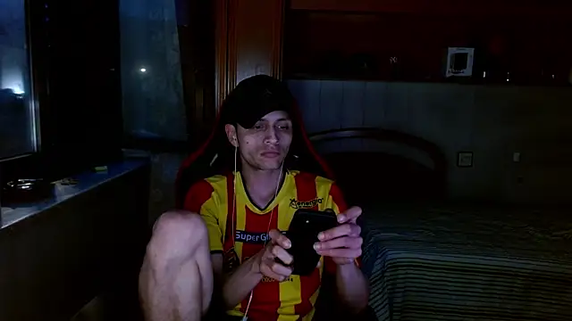 latino with hard cock online show from June 2026 08:10:02 PM