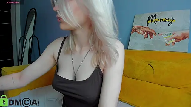 Snapshot of Nika-Smith chatting on June 2026 12:22:01 PM Nika-Smith online show from June 2026 12:22:01 PM