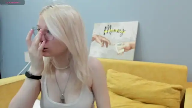 Snapshot of Nika-Smith chatting on July 2026 09:24:01 AM Nika-Smith online show from July 2026 09:24:01 AM