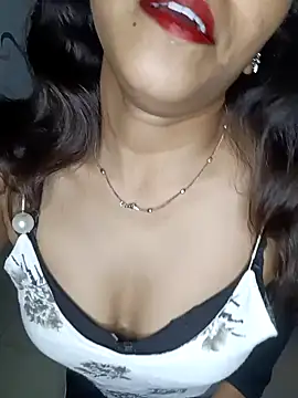 Snapshot of itz_Pornimaji chatting on June 2026 07:30:02 PM itz Pornimaji online show from June 2026 07:30:02 PM