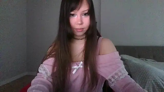 MiaSavageQueen online show from June 2026 01:15:01 PM