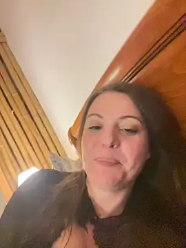 Snapshot of MylaXSecret chatting on June 2026 12:36:01 AM MylaXSecret online show from June 2026 12:36:01 AM