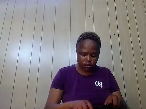 Snapshot of spicykittyy chatting on August 2026 05:05:01 PM spicykittyy online show from August 2026 05:05:01 PM