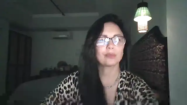 Velymina online show from July 2026 01:37:01 PM