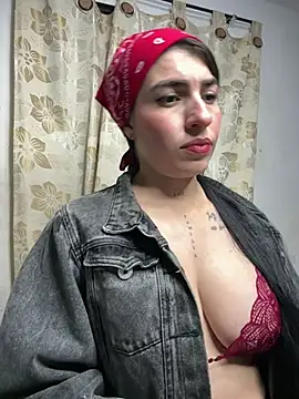 mia carter18 online show from June 2026 06:01:01 AM