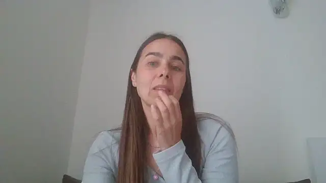 Vanelleda online show from June 2026 02:19:01 PM