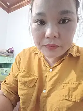 Snapshot of Holy-mi chatting on August 2026 05:31:02 AM Holy-mi online show from August 2026 05:31:02 AM