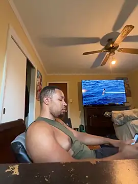 Charmingswoleking online show from June 2026 11:13:02 AM