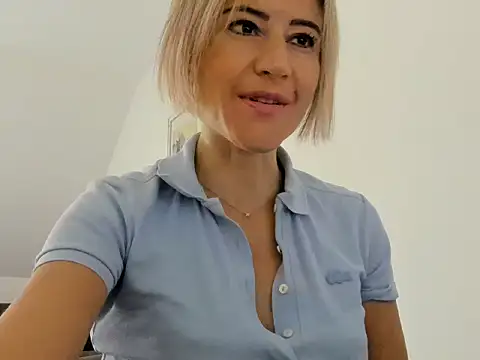 Snapshot of Ssoniaaa chatting on September 2025 12:49:02 PM Ssoniaaa online show from September 2025 12:49:02 PM