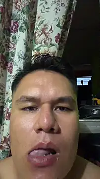 LatinoLeones online show from June 2026 01:44:02 AM