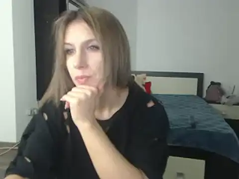 DedeSibel online show from February 2025 05:35:01 PM