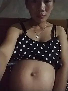 Snapshot of _Lynk_ chatting on June 2026 12:45:02 AM Lynk online show from June 2026 12:45:02 AM