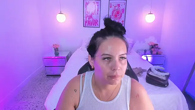 Snapshot of camilaa7 chatting on June 2026 07:07:01 AM camilaa7 online show from June 2026 07:07:01 AM