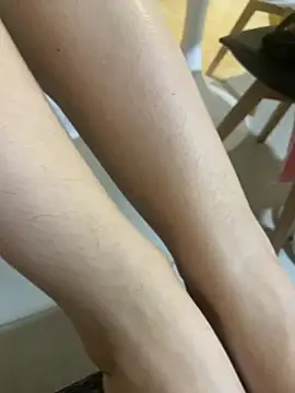 feetlilly online show from June 2026 12:13:02 AM