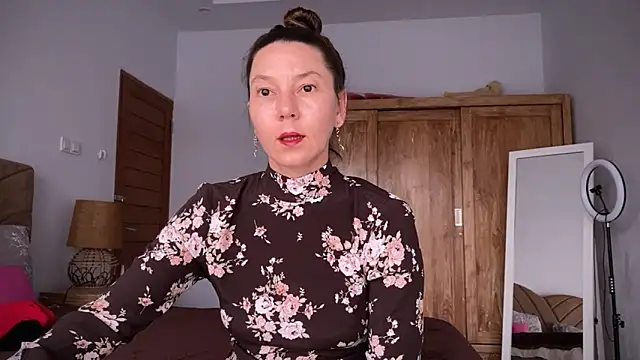 kittycat4you online show from February 2025 06:48:01 AM