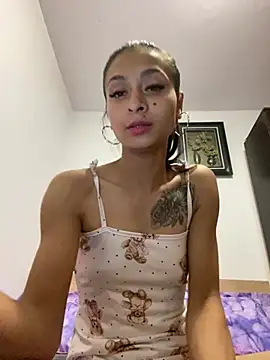 foxyro30 online show from June 2026 07:29:01 PM