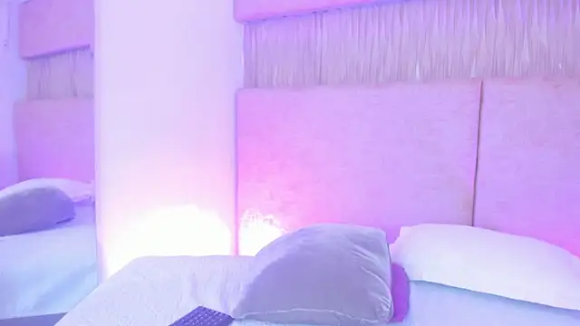   Izumii   online show from July 2026 03:21:02 PM