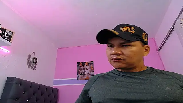 fuego moro online show from June 2026 06:51:02 PM