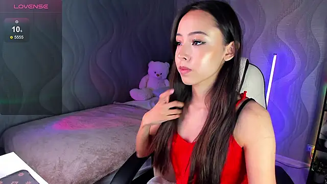 Snapshot of PlayfulPout chatting on July 2026 03:45:01 AM PlayfulPout online show from July 2026 03:45:01 AM