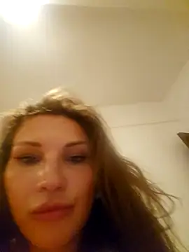 Snapshot of ReginaAna chatting on June 2026 09:13:01 PM ReginaAna online show from June 2026 09:13:01 PM