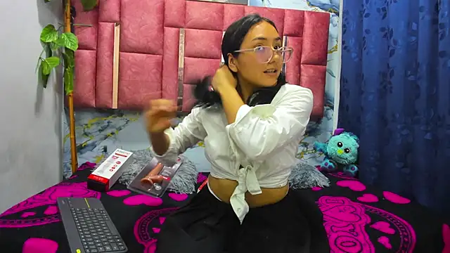 Nezukoks online show from July 2026 03:37:02 AM